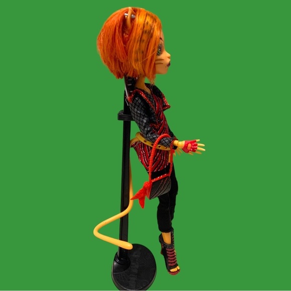 Monster High Signature Toralei Stripe 2011 Retired Mattel Ghoul - Picture 3 of 7